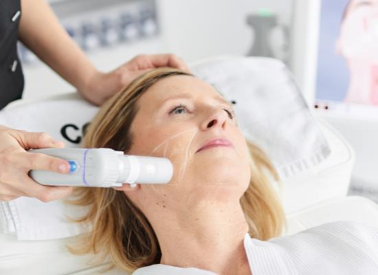 HiFu :  Boostez vos soins anti-âge avec son effet 'lift'
