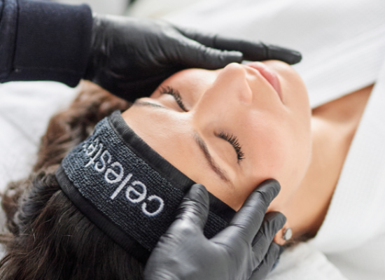 Soins express : la réponse stratégique aux nouvelles attentes beauté des clientes actives