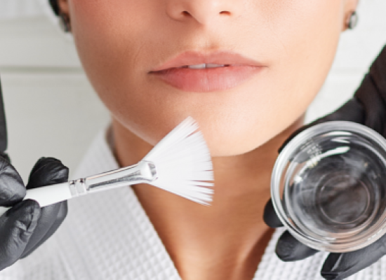 Tendances 2025 : les soins de la peau les plus demandés par les clientes et comment les intégrer à votre offre